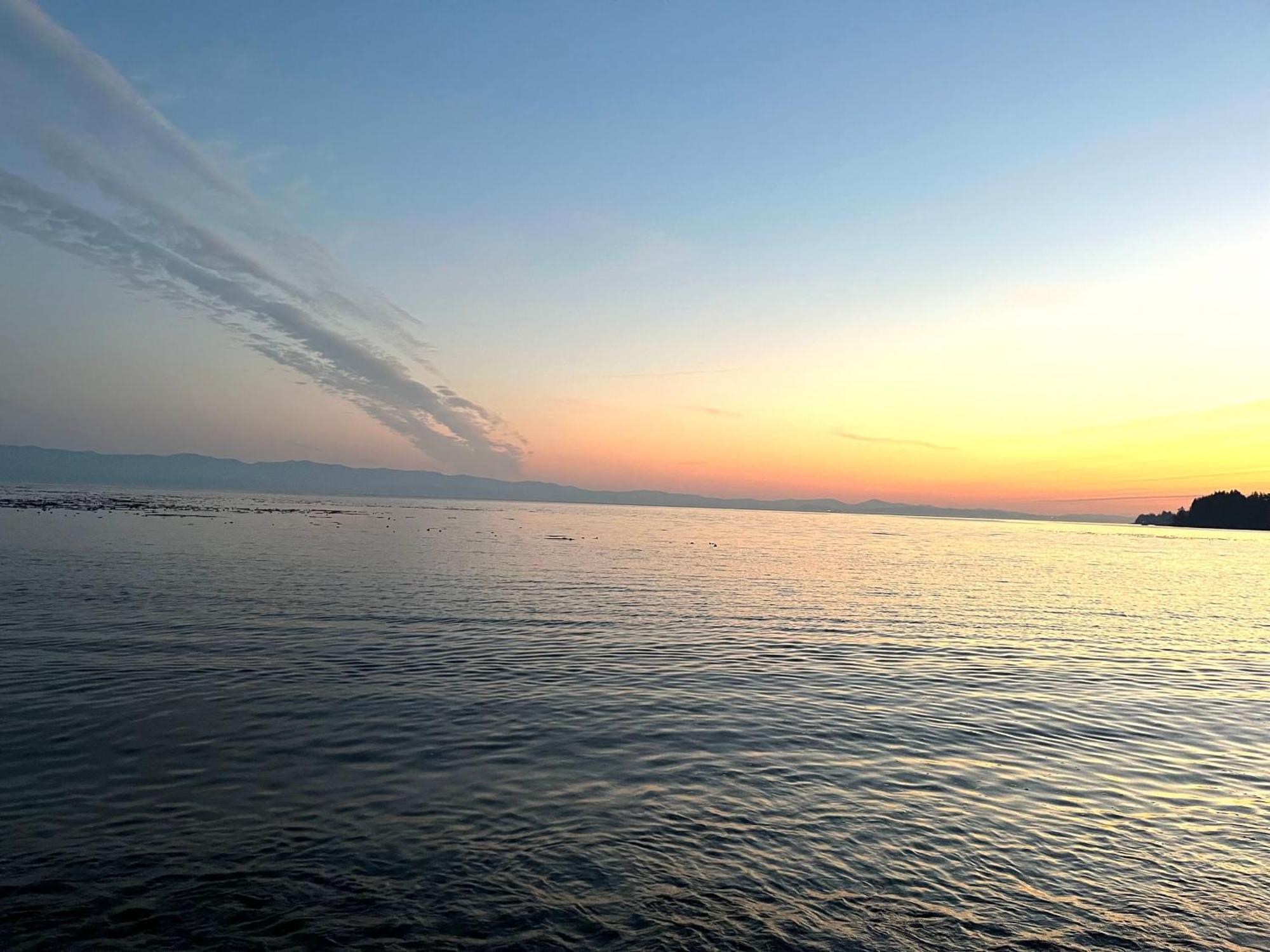 Summer Breeze Hotel Sooke Buitenkant foto