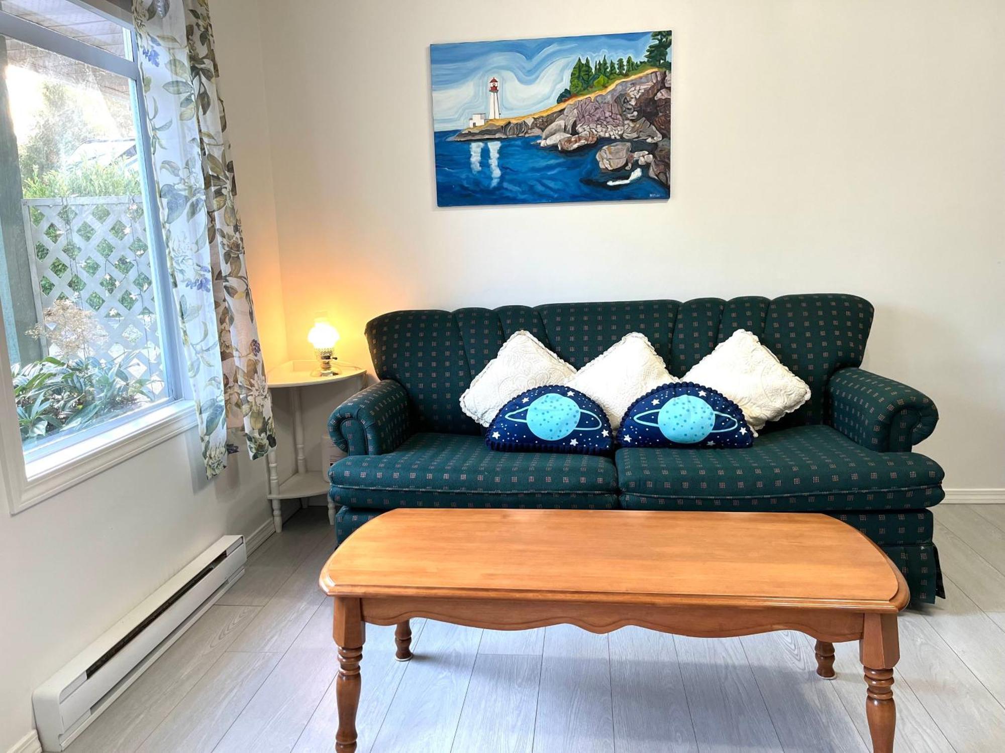 Summer Breeze Hotel Sooke Buitenkant foto