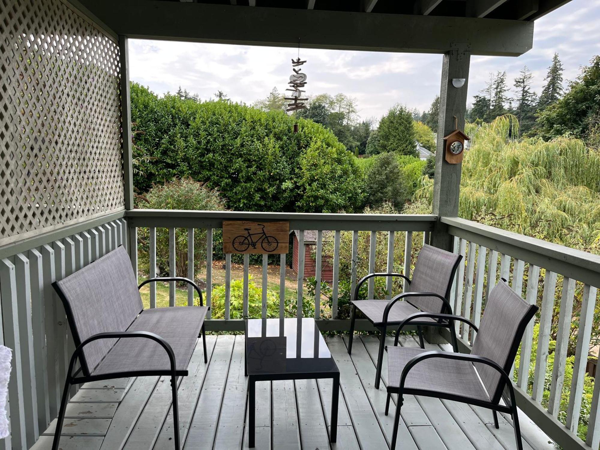 Summer Breeze Hotel Sooke Buitenkant foto