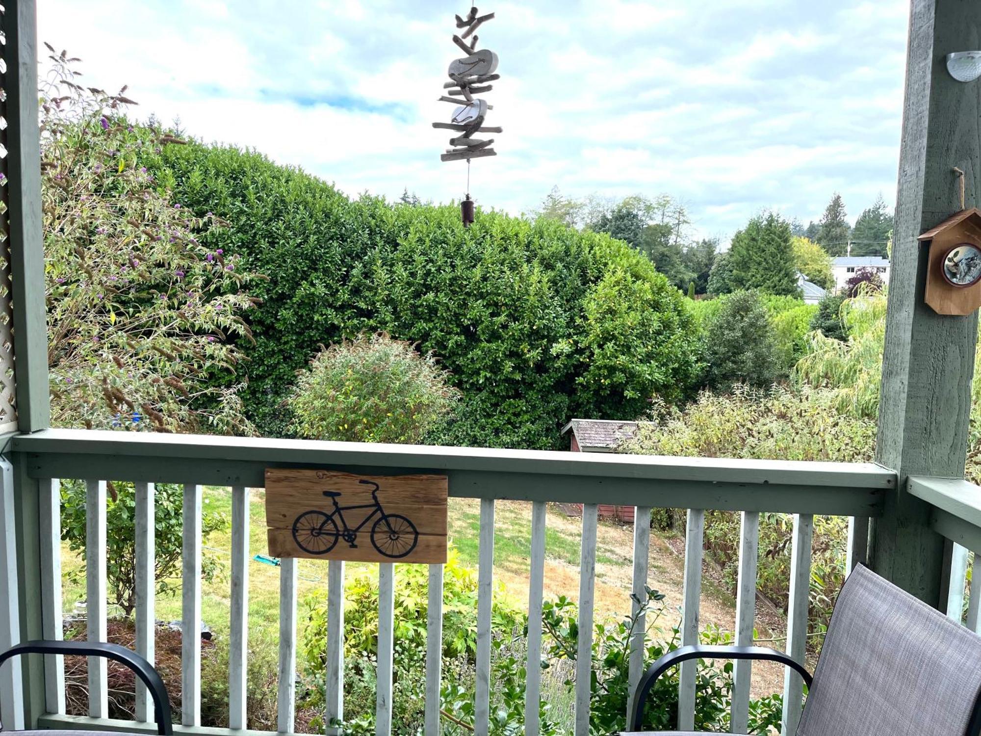 Summer Breeze Hotel Sooke Buitenkant foto